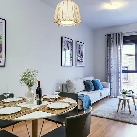 Appartement -malagasunapts- Rooftop Pool & Free Parking *