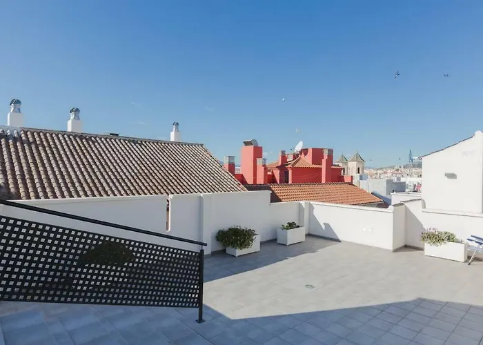 アパート -malagasunapts- Rooftop Pool *